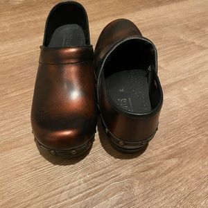 Sanita Pro Women's Clogs Sz 38 US 7.5-8